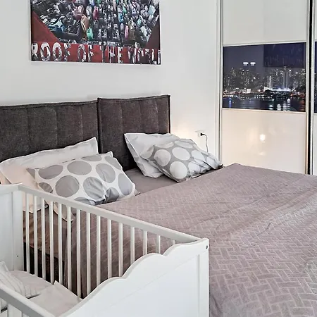 Gorgeous In With Wifi Holiday home *
