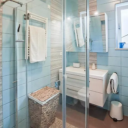 Gorgeous In With Wifi Holiday home *
